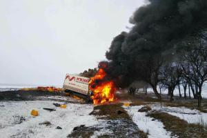ДТП в Днепропетровской области: 3 человека погибли, еще 3 пострадали