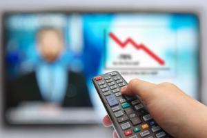 Повышение соцвыплат и отключение телевидения: какие сюрпризы ждут украинцев в марте