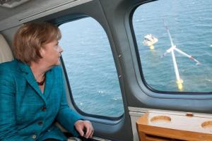 Плохая новость для "Газпрома": Меркель подписала 12-летнюю Программу отказа от газа, нефти и угля