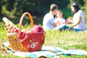 Стало известно, сколько украинцы будут отдыхать на майские праздники