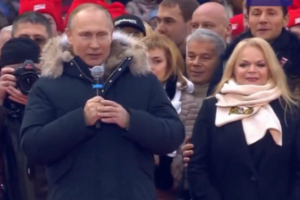 Политолог указал на странность с ростом Путина