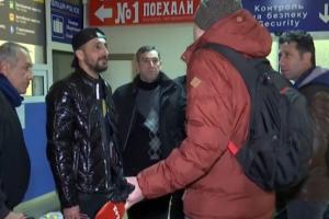 "Без еды и воды": в Одессе пассажиров на 10 часов закрыли в самолете