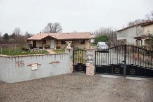 Во Франции женщина прятала новорожденных детей от мужа в морозильнике