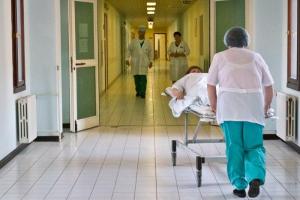 В запорожской поликлинике после распыления неизвестного вещества умерла девушка