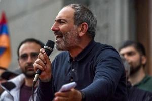 "Бархатная революция" в Армении: задержан депутат парламента Никол Пашинян