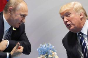 Путин хвастался перед Трампом российскими проститутками, - экс-директор ФБР