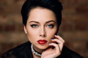 Актриса Настасья Самбурская была жестоко избита: опубликовано фото