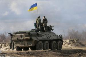 На Донбассе продолжаются активные боевые действия: один украинский защитник погиб, еще четверо ранены