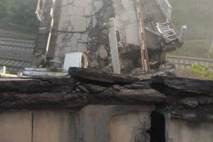 "Взрыва могло и не быть": журналист выдвинул свою версию разрушения моста на Луганщине