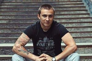 Активист Стерненко попросил официантку одесского кафе налить ему "стакан украинской крови"