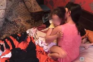 Вот это семейка: Снимавшие порно родители-извращенцы оказались братом и сестрой
