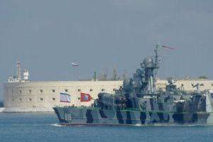 РФ перебросила почти 50 боевых кораблей в Азовское море: будет ли масштабное наступление?