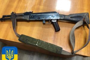 Украинские воины добыли оружие боевиков в районе Авдеевской промзоны: кадры