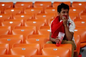 ЧМ-2018: В России задымился самолет с болельщиками из Перу