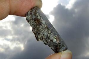 В России взорвался метеорит: в домах дрожали стены и окна - видео