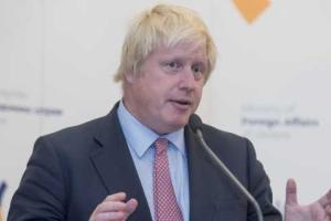 Путин назначил себя президентом всех россиян: глава МИД Британии назвал главное отличие Украины и РФ