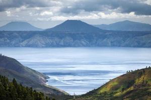 В Индонезии затонул паром: десятки людей пропали без вести