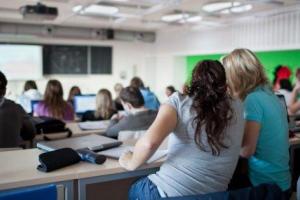 В Латвии запретили русский язык в частных вузах