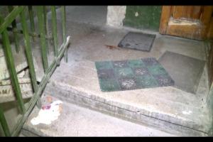 Убийство в центре Харькова: 46-летнего мужчину зарезали в подъезде дома