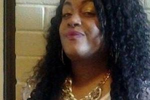 Увеличивала ягодицы в подвале: в Великобритании врач может сесть на 12 лет за смерть пациентки