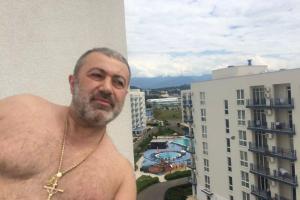 В Москве три сестры зарезали отца: друг погибшего рассказал, как жили девушки