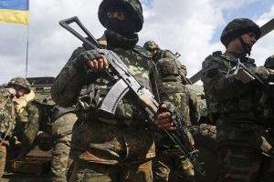 В Украине хотят повысить зарплаты военным: когда и на сколько