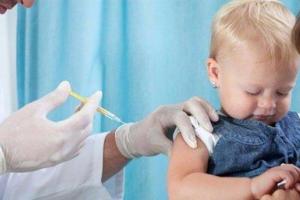 Супрун опубликовала обновленный календарь прививок