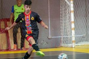 Футболисты не смогли сдержать слез: в Венесуэле покойник "забил свой последний гол"