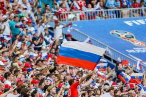 FIFA оштрафовала Россию за оскорбительный баннер на трибунах