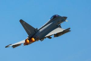 НАТО подняло истребители для перехвата российского самолета над Черным морем