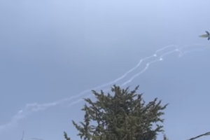 Израильская армия сбила сирийский самолет: видео