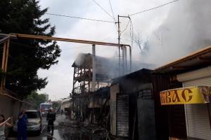 Заживо сгорели 8 человек: на масштабном пожаре в России погибли заробитчане 