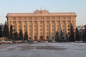 В сети показали фото полицейского, которого убили возле горсовета Харькова
