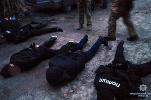 Банда фейковых "полицейских" совершала разбойные нападения: дело направлено в суд