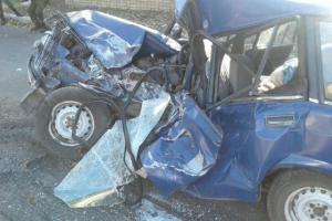 Авто всмятку: в оккупированной Горловке произошло жуткое ДТП, есть жертвы