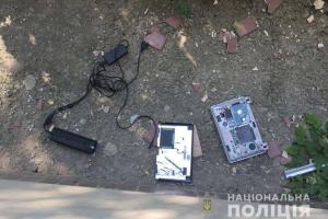 Устраивались работать в кафе и "обчищали" банковские карты: Киберполиция разоблачила преступную группу