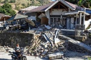 В Индонезии произошло еще одно мощное землетрясение