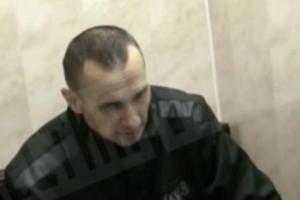 «Я не верю, что меня выпустят»: Олег Сенцов написал письмо своим друзьям