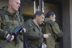 Эвакуация: Окружение главарей "ДНР" бежит из "республики"
