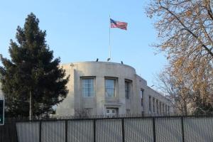 В Турции обстреляли посольство США