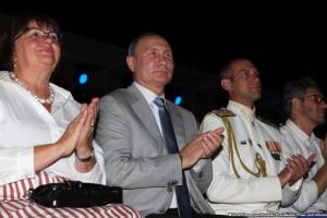 "Новый двойник?" - в сети обсуждают фото изменившегося Путина