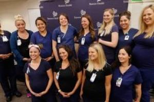 Массовый декрет: в США одновременно забеременели 16 медсестер