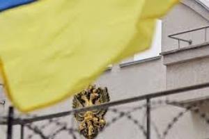 "Давно пора выбросить на свалку истории всю эту подписанную макулатуру", - журналист о договоре о дружбе с РФ 