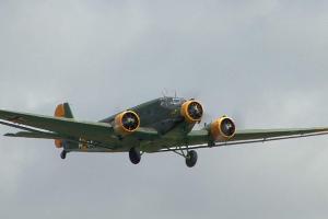 В Альпах разбился пассажирский самолет: погибли 20 человек