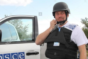 "Гражданская война?" Наблюдатель ОБСЕ "переквалифицировался" в полковника Генштаба РФ