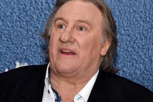 Известного актера, который любит Россию и Путина, обвинили в изнасиловании