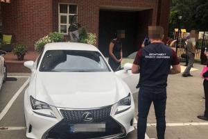 Глава Общественного совета ГФС в Киеве попалась на вымогательстве 2 миллионов гривен взятки