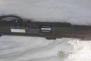 На Луганщине полицейские изъяли у женщины гранатомет