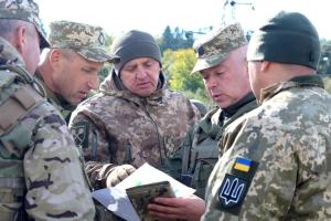 Военный эксперт: У ВСУ проходят учения в Карпатах - фото