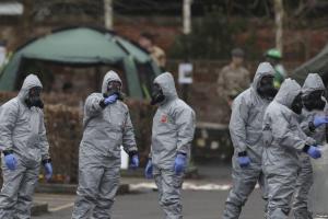 "Не мы травили - не нам и признаваться": Москвичи ответили на причастность России к отравлению Скрипалей